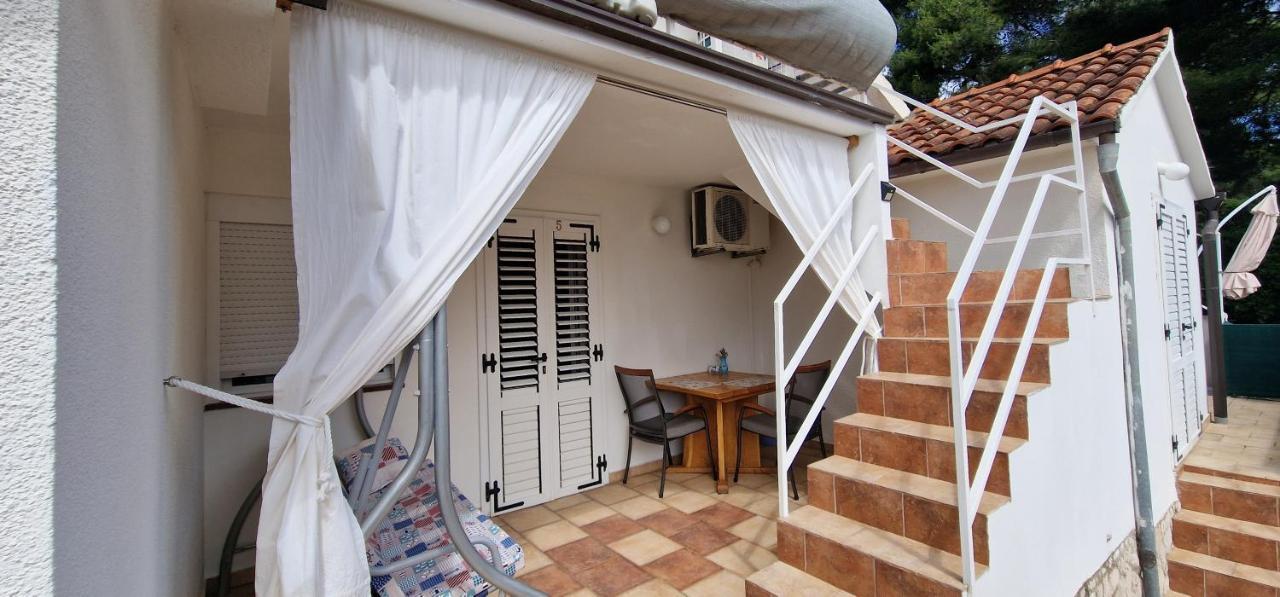 Apartmani Dutkovic วรอสกา ภายนอก รูปภาพ