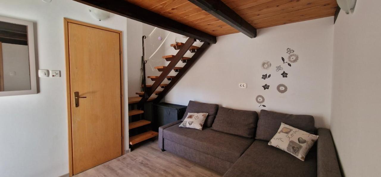 Apartmani Dutkovic วรอสกา ภายนอก รูปภาพ