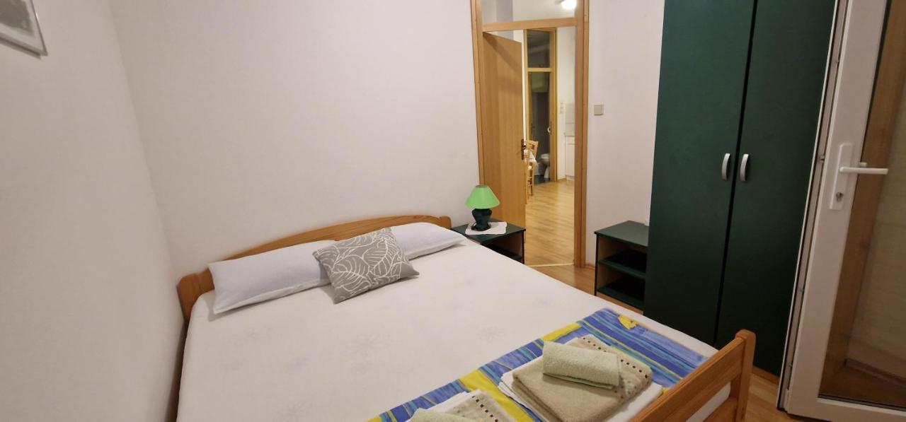 Apartmani Dutkovic วรอสกา ภายนอก รูปภาพ