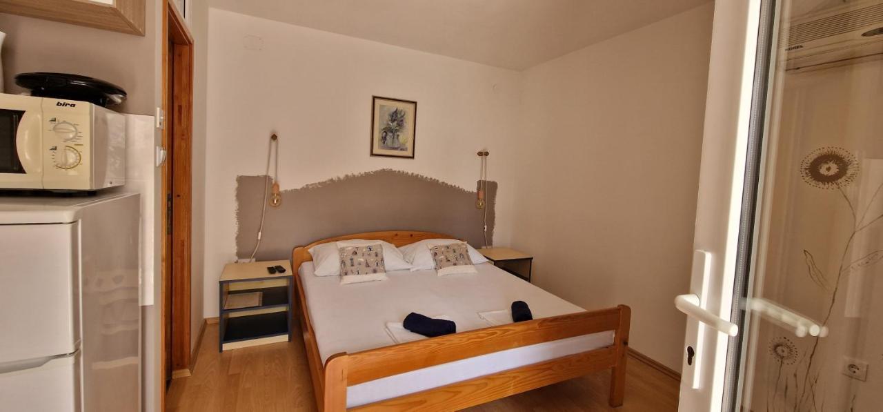Apartmani Dutkovic วรอสกา ภายนอก รูปภาพ