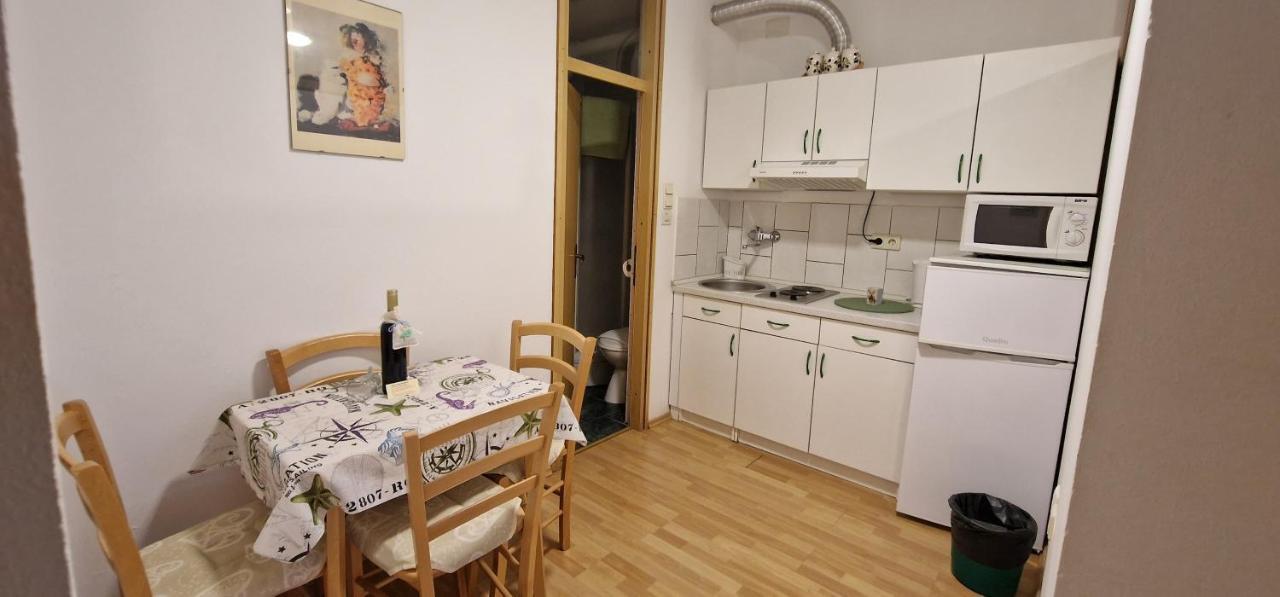 Apartmani Dutkovic วรอสกา ภายนอก รูปภาพ