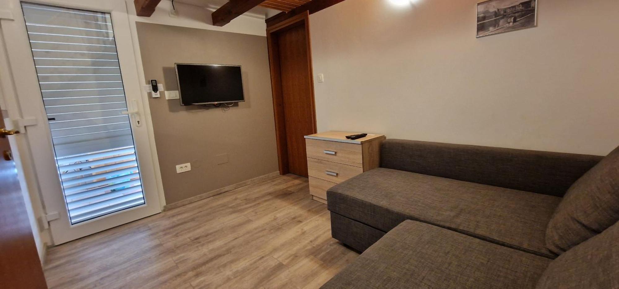 Apartmani Dutkovic วรอสกา ภายนอก รูปภาพ